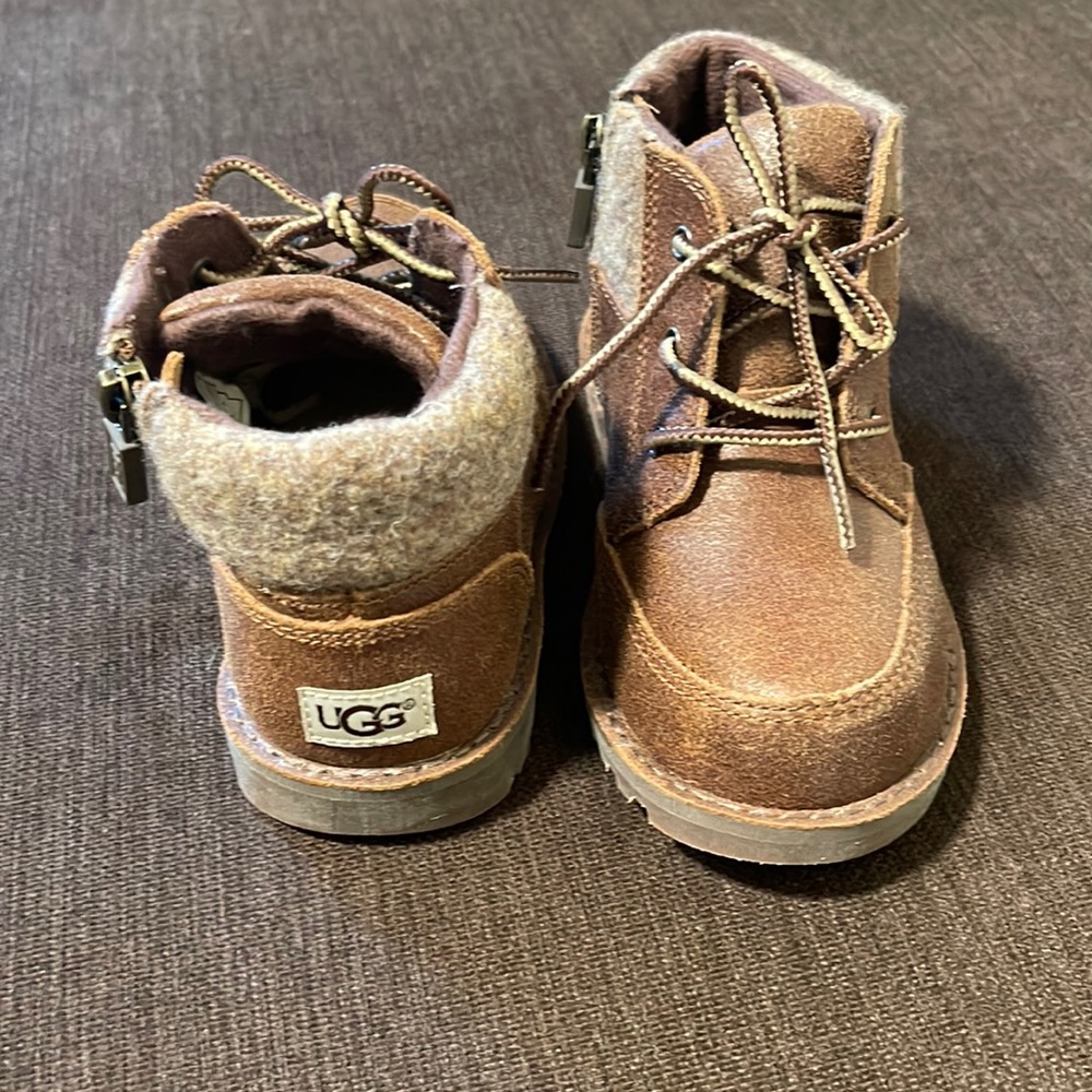 Toddler / Boys Size 10 Ugg Boots